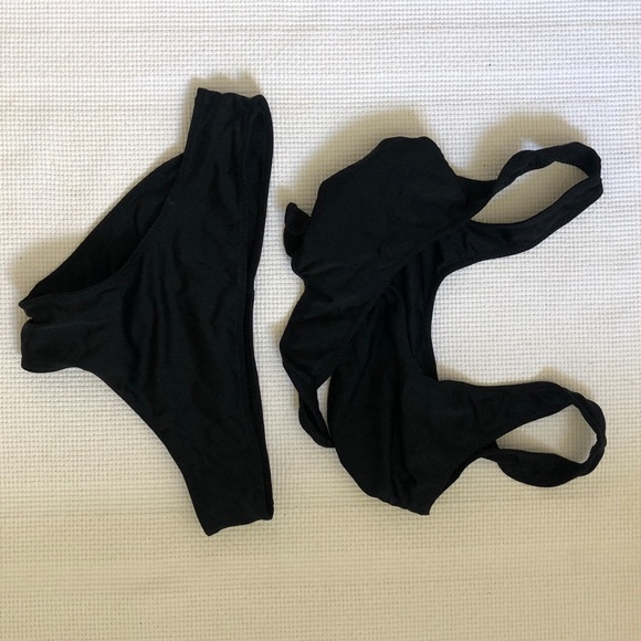 Talie Golds Bikini - Picture 4 of 5